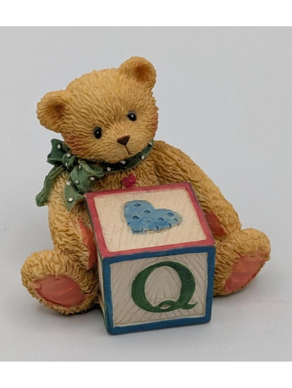 Cherished Teddies Bear with ABC "Q" Block (158488Q) 1995
